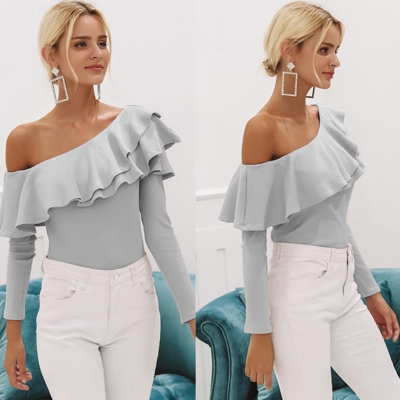 MIA Off Shoulder Ruffles Top - Picture 2 of 3